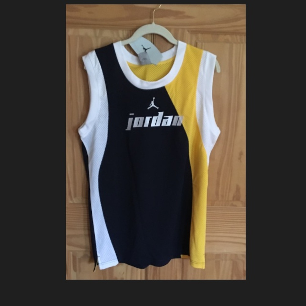 Jordan NWT boys XL (20) mesh muscle